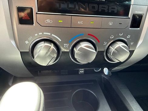 Used 2016 Toyota Tundra SR5 w/ SR5 Upgrade Package RWD image 12