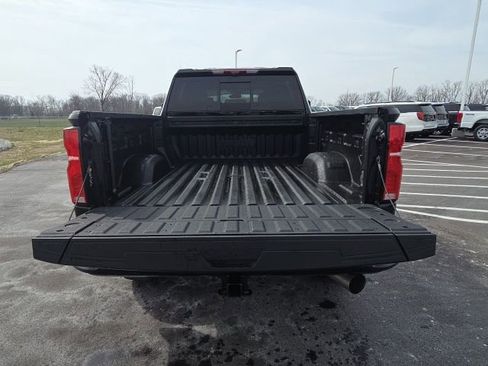 Used 2024 Chevrolet Silverado 3500 High Country w/ High Country Premium Package AWD/4WD image 11