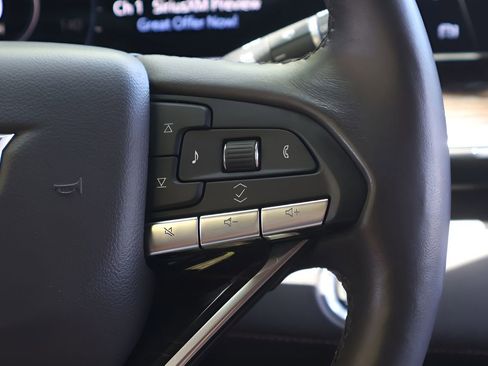 Used 2021 Cadillac Escalade Sport w/ LPO, ONYX Package AWD/4WD image 22