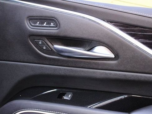 Used 2021 Cadillac Escalade Sport image 9