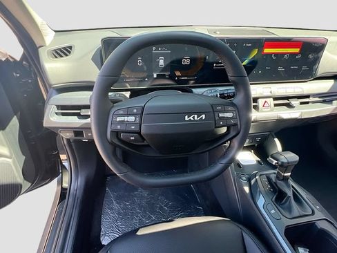 New 2026 Kia K4 EX FWD image 11
