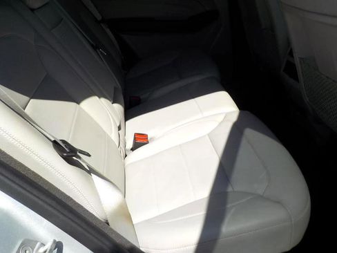 Used 2012 Mercedes-Benz ML 350 4MATIC image 23