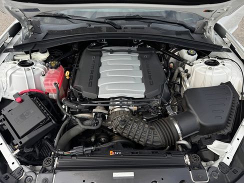 Used 2021 Chevrolet Camaro SS RWD image 35