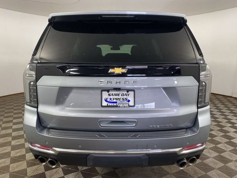 Used 2025 Chevrolet Tahoe Premier AWD/4WD image 18