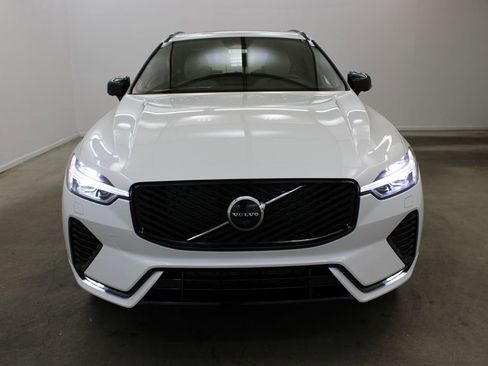 New 2026 Volvo XC60 B5 Plus w/ Climate Package AWD/4WD image 7