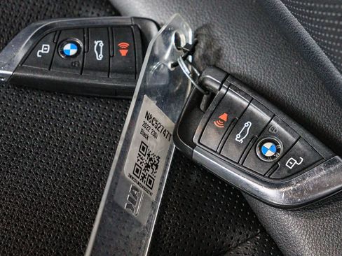 Used 2022 BMW 230i Coupe w/ Convenience Package RWD image 30