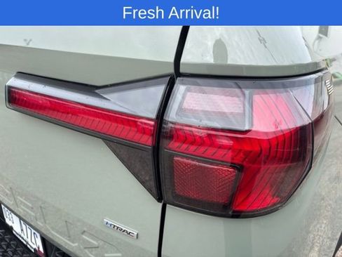 Used 2025 Hyundai Santa Cruz SE image 9