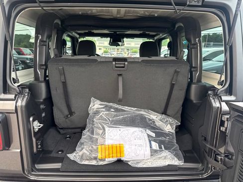 New 2026 Jeep Wrangler Sport AWD/4WD image 19