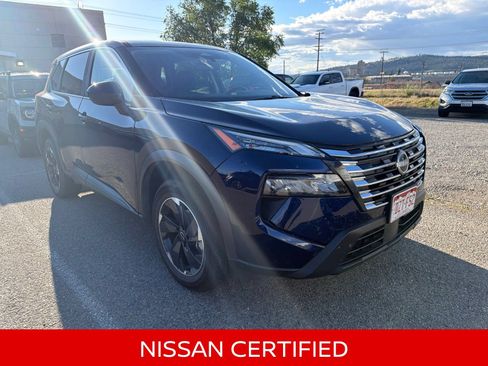 Certified 2025 Nissan Rogue SV AWD/4WD image 5
