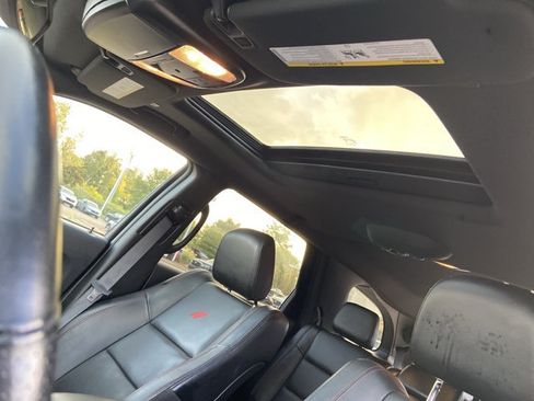 Used 2025 Dodge Durango GT AWD/4WD image 29