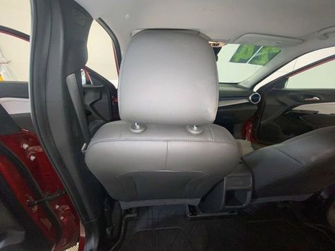 Used 2024 Chevrolet Trax LT w/ Driver Confidence Package FWD image 35