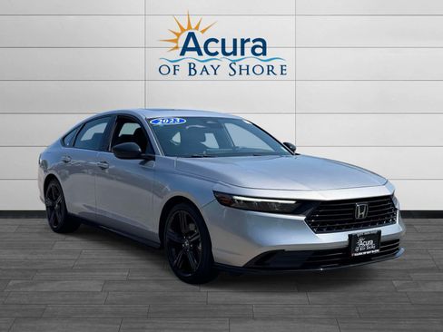 Used 2023 Honda Accord Sport image 2