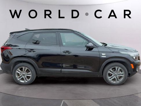 Used 2021 Kia Seltos LX image 8