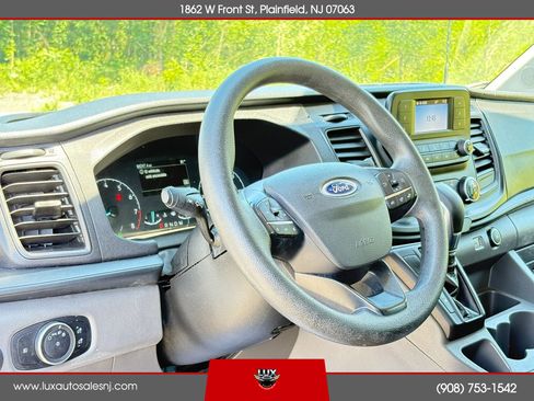 Used 2021 Ford Transit 350 XLT RWD image 16