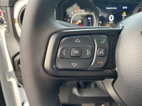New 2025 Jeep Gladiator Sport AWD/4WD image 20