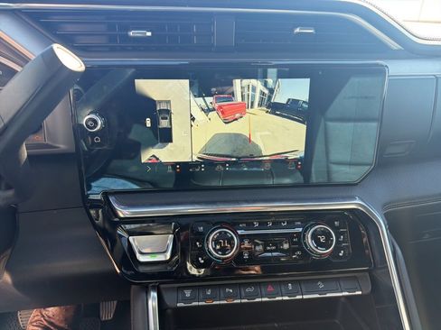 Used 2024 GMC Sierra 2500 Denali w/ Denali Reserve Package image 12