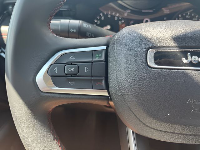 Used 2024 Jeep Compass Trailhawk AWD/4WD image 18