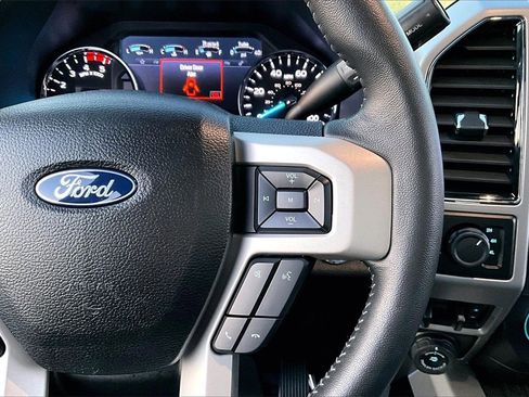 Used 2021 Ford F250 Lariat image 13