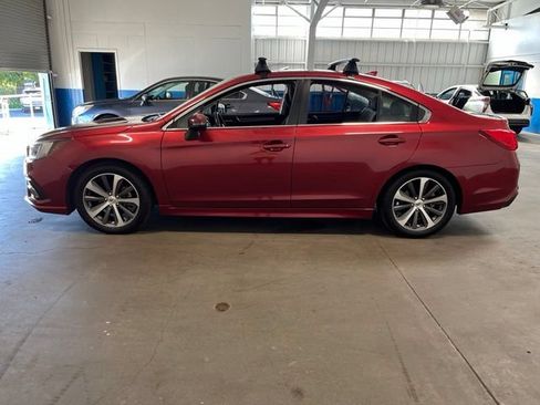 Used 2019 Subaru Legacy 2.5i Limited AWD/4WD image 6