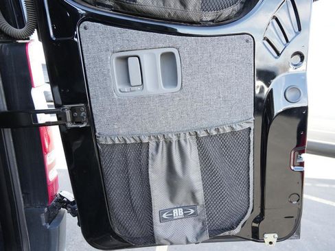 Used 2015 Mercedes-Benz Sprinter 2500 image 21