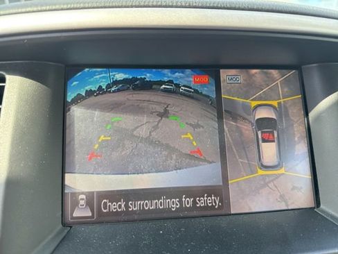 Used 2019 Nissan Pathfinder SL AWD/4WD image 10