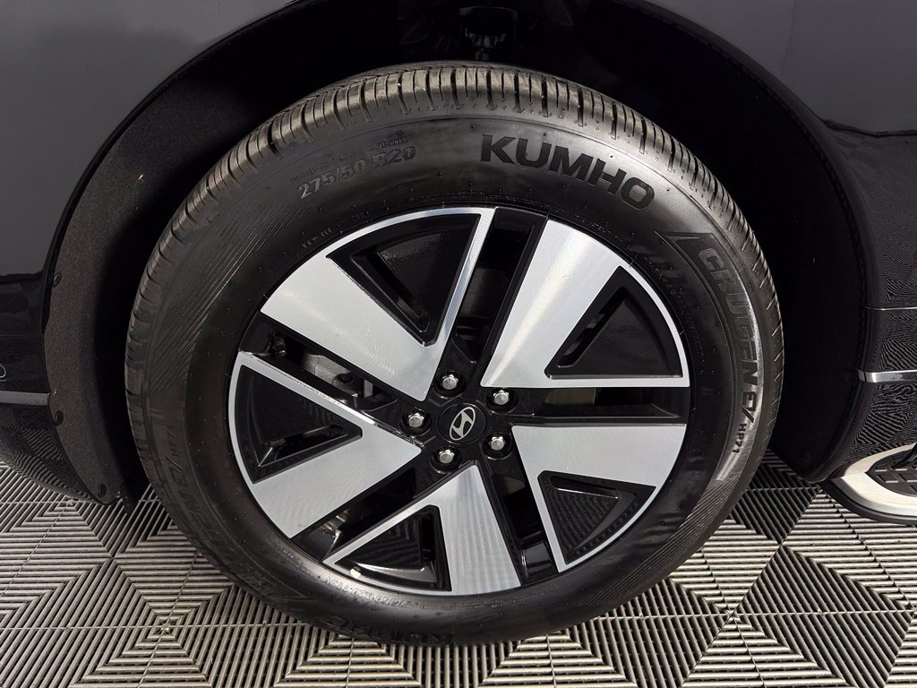 Used 2026 Hyundai Ioniq 9 SEL AWD/4WD image 11