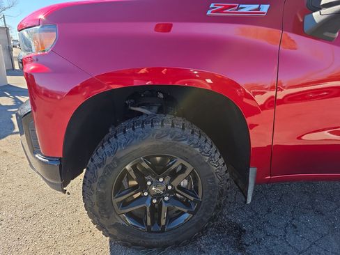 Used 2022 Chevrolet Silverado 1500 Custom Trail Boss w/ Safety Confidence Package image 10