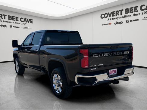 Used 2024 Chevrolet Silverado 2500 LTZ w/ LTZ Plus Package image 7