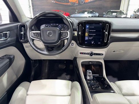 Used 2020 Volvo XC40 T4 Inscription image 67