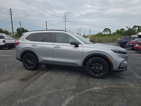 Certified 2024 Honda CR-V Sport image 2