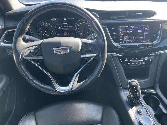 Used 2020 Cadillac XT6 Premium Luxury AWD/4WD image 15