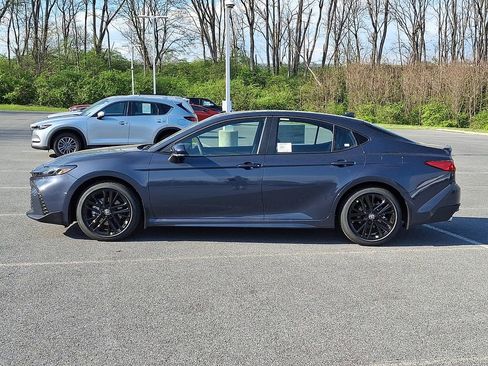 New 2026 Toyota Camry SE FWD image 9