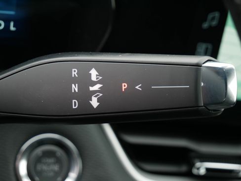 New 2026 Chevrolet Equinox LT w/ Convenience Package II image 9