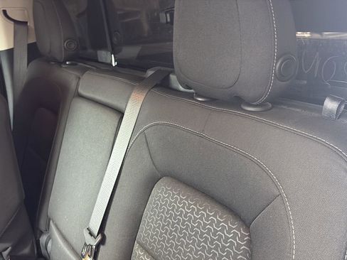 Used 2021 GMC Canyon Elevation w/ Trailering Package image 18