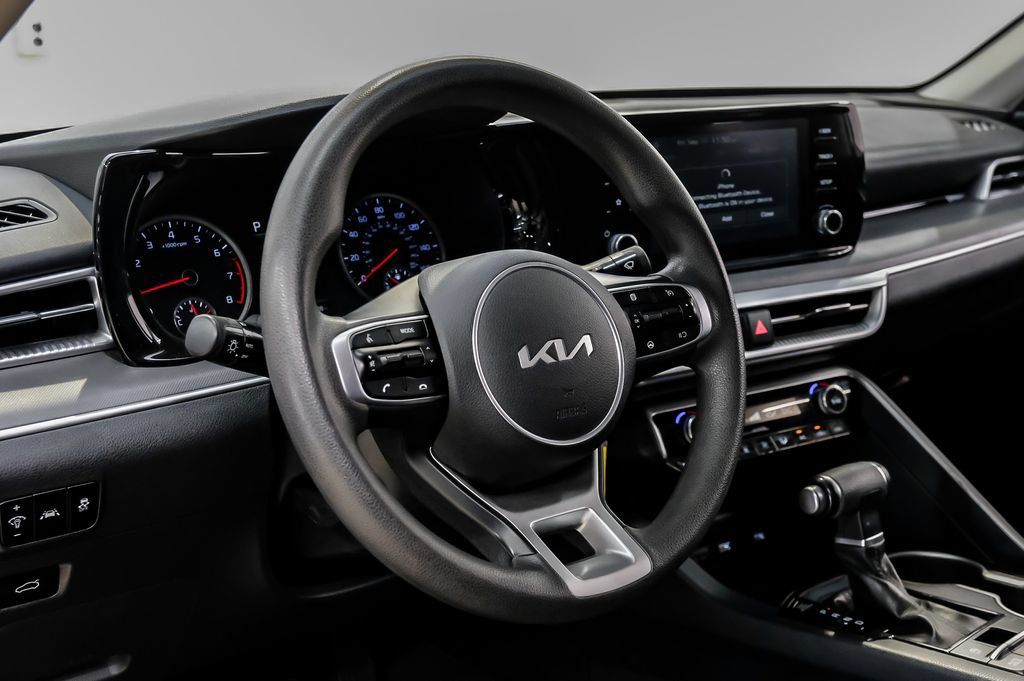 Used 2022 Kia K5 LX FWD image 21
