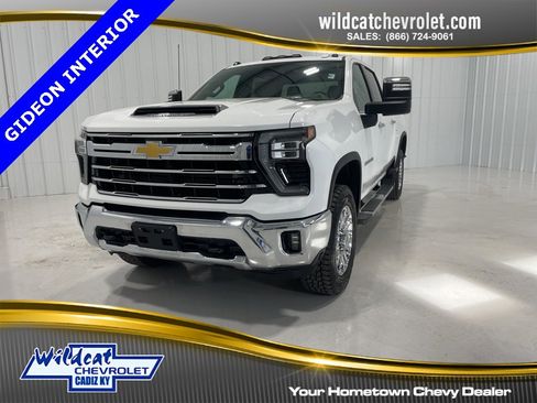 Used 2024 Chevrolet Silverado 2500 LTZ image 1