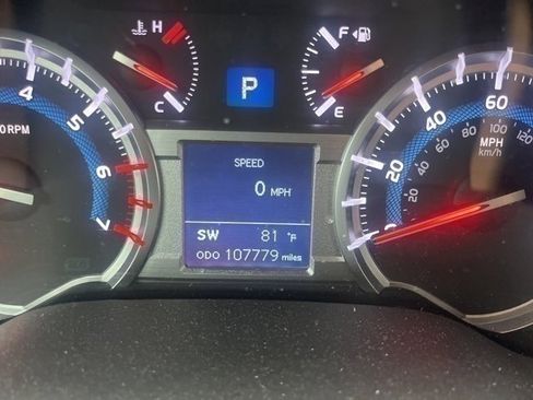 Used 2019 Toyota 4Runner Limited image 11