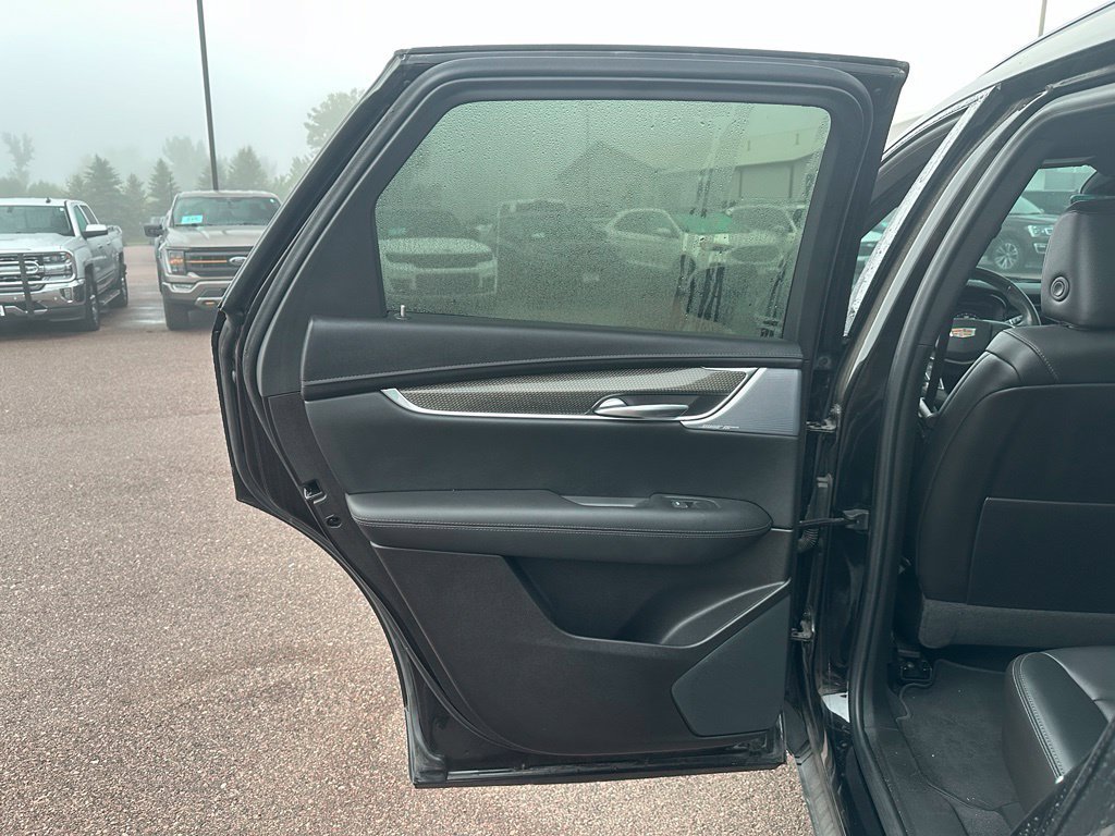 Used 2023 Cadillac XT5 Sportv w/ Technology Package AWD/4WD image 21