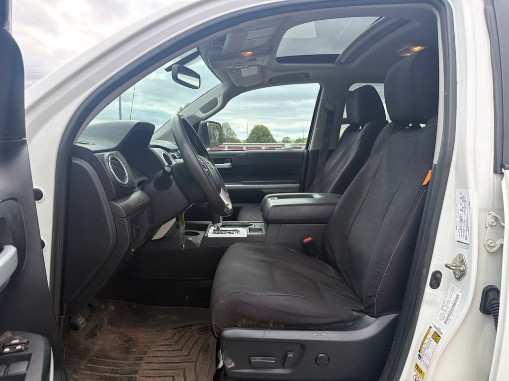 Used 2016 Toyota Tundra SR5 AWD/4WD image 9