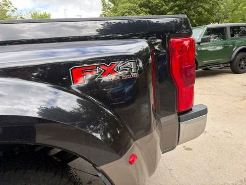 Used 2019 Ford F350 King Ranch w/ King Ranch Ultimate Package AWD/4WD image 11