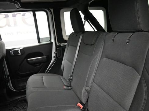 Used 2022 Jeep Wrangler Unlimited Sport AWD/4WD image 20