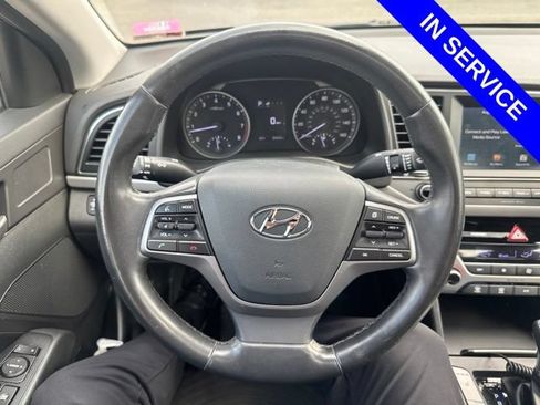 Used 2018 Hyundai Elantra Value Edition w/ Winter Weather Package FWD image 9