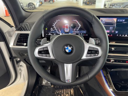 New 2026 BMW X5 sDrive40i w/ M Sport Package image 16