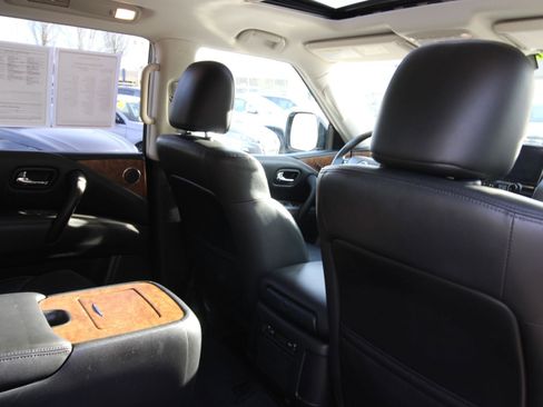 Used 2021 Nissan Armada SL w/ Captain's Chairs Package image 23