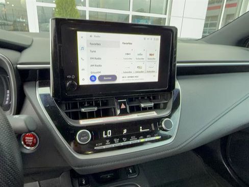 Used 2024 Toyota Corolla XSE image 4