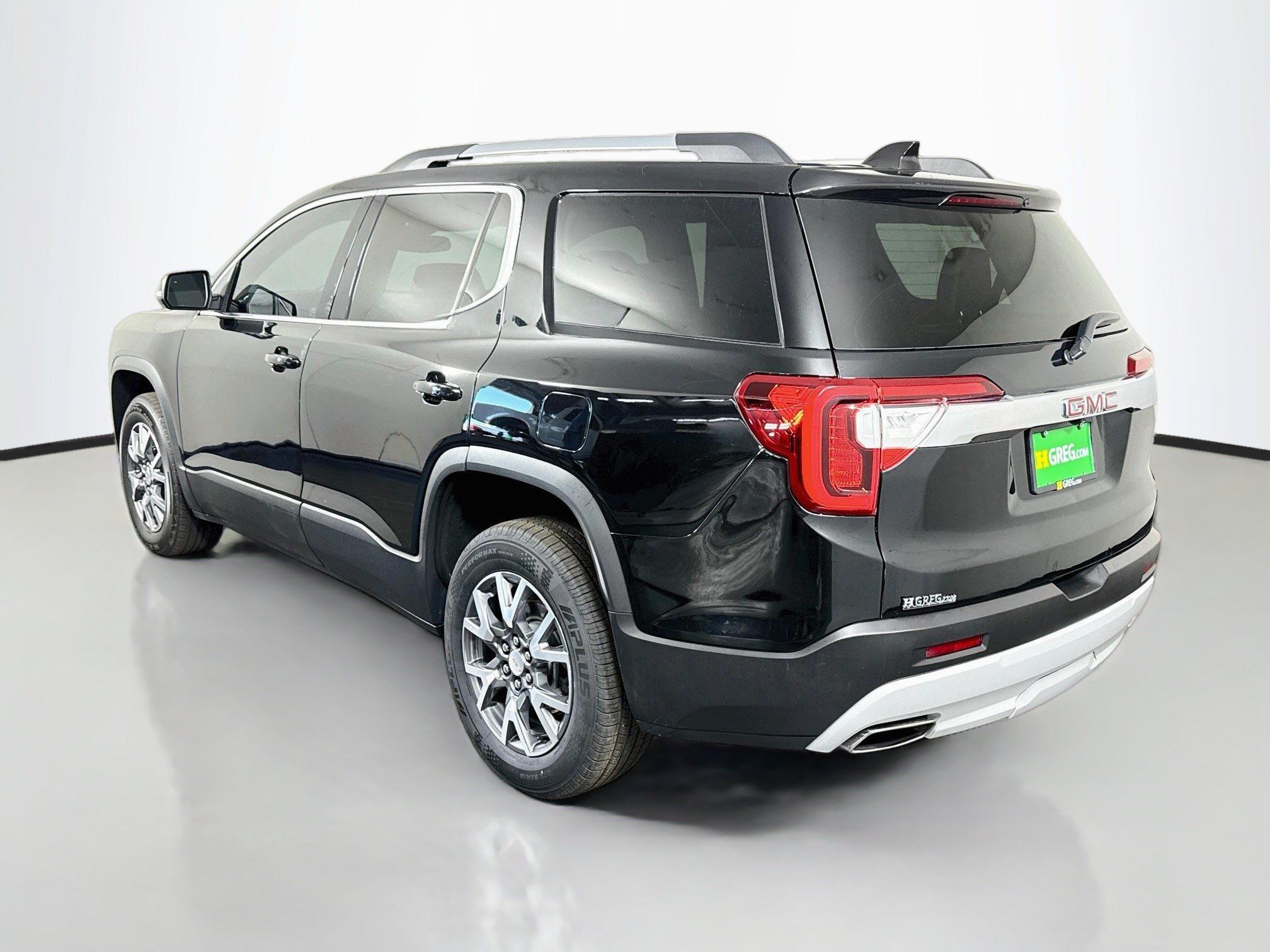 Used 2023 GMC Acadia SLT FWD image 7