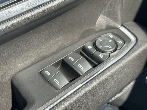 Used 2023 Chevrolet Silverado 1500 LTZ AWD/4WD image 15