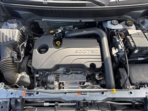 Used 2024 Chevrolet Equinox LS FWD image 30