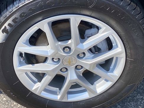 Used 2022 Chevrolet Equinox LT FWD image 26