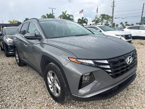 Used 2024 Hyundai Tucson SEL FWD image 3